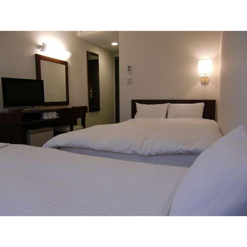 Hotel Hillarys Osaka Exterior photo