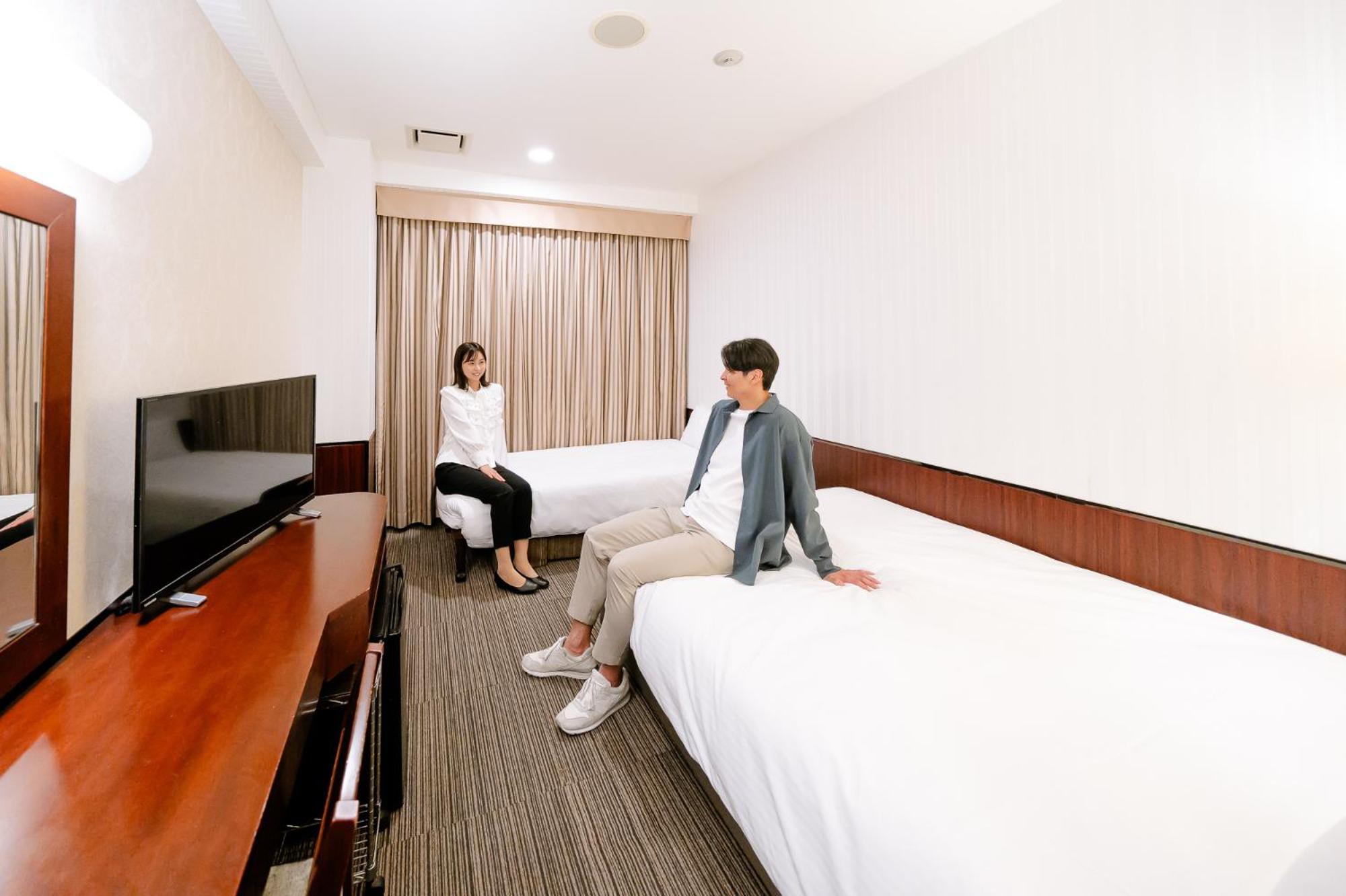 Hotel Hillarys Osaka Room photo