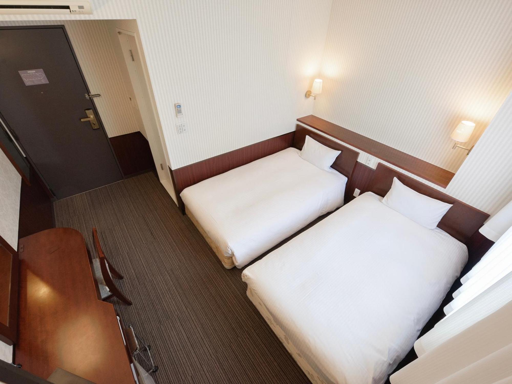 Hotel Hillarys Osaka Exterior photo